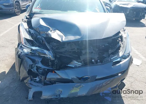 2019 Toyota Prius Xle z USA, uszkodzony, nr VIN JTDKARFUXK3084415